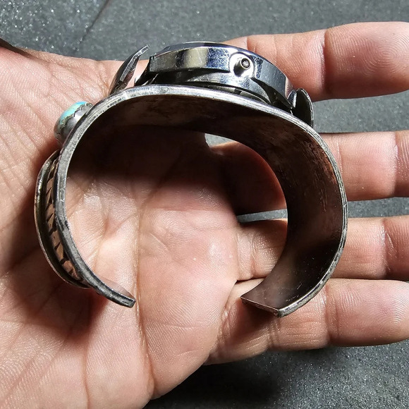 Sterling Silver And Turquoise Navajo Native American Watch Cuff Signed TJV Heavy - Picture 10 of 12